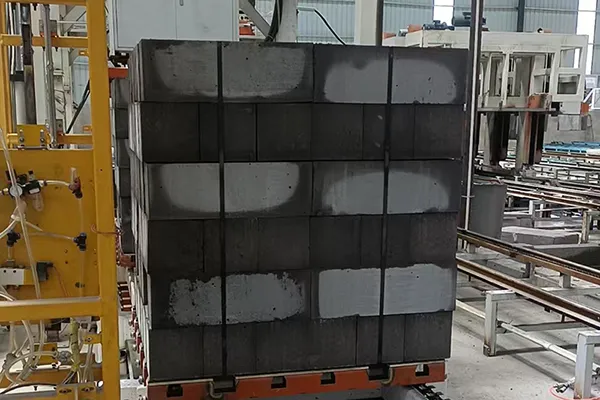 Ligne de production de blocs BCNA à Wuhai, Mongolie-Intérieure, Chine.