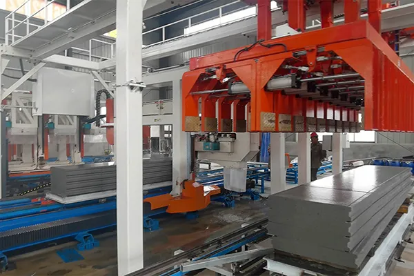 Ligne de production de blocs et panneaux muraux en béton mousse EPS à Xianning, Hubei, Chine.