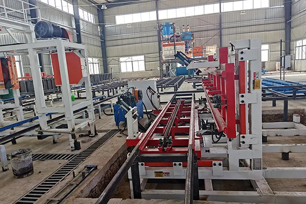 Ligne de production de blocs et panneaux muraux en béton mousse EPS à Xianning, Hubei, Chine.
